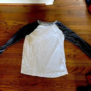 Old navy long sleeve shirt